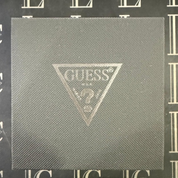 NIB Guess Phoenix J Balvin White Dial Transparent Silicone Strap Watch - Picture 4 of 5